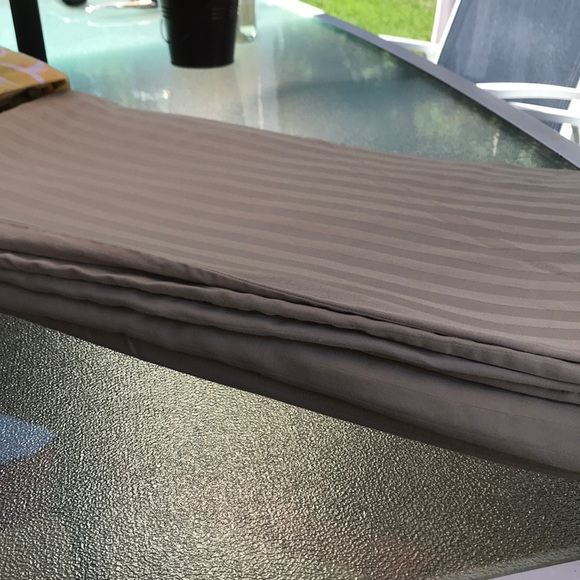 Other - Duvet cover with ties